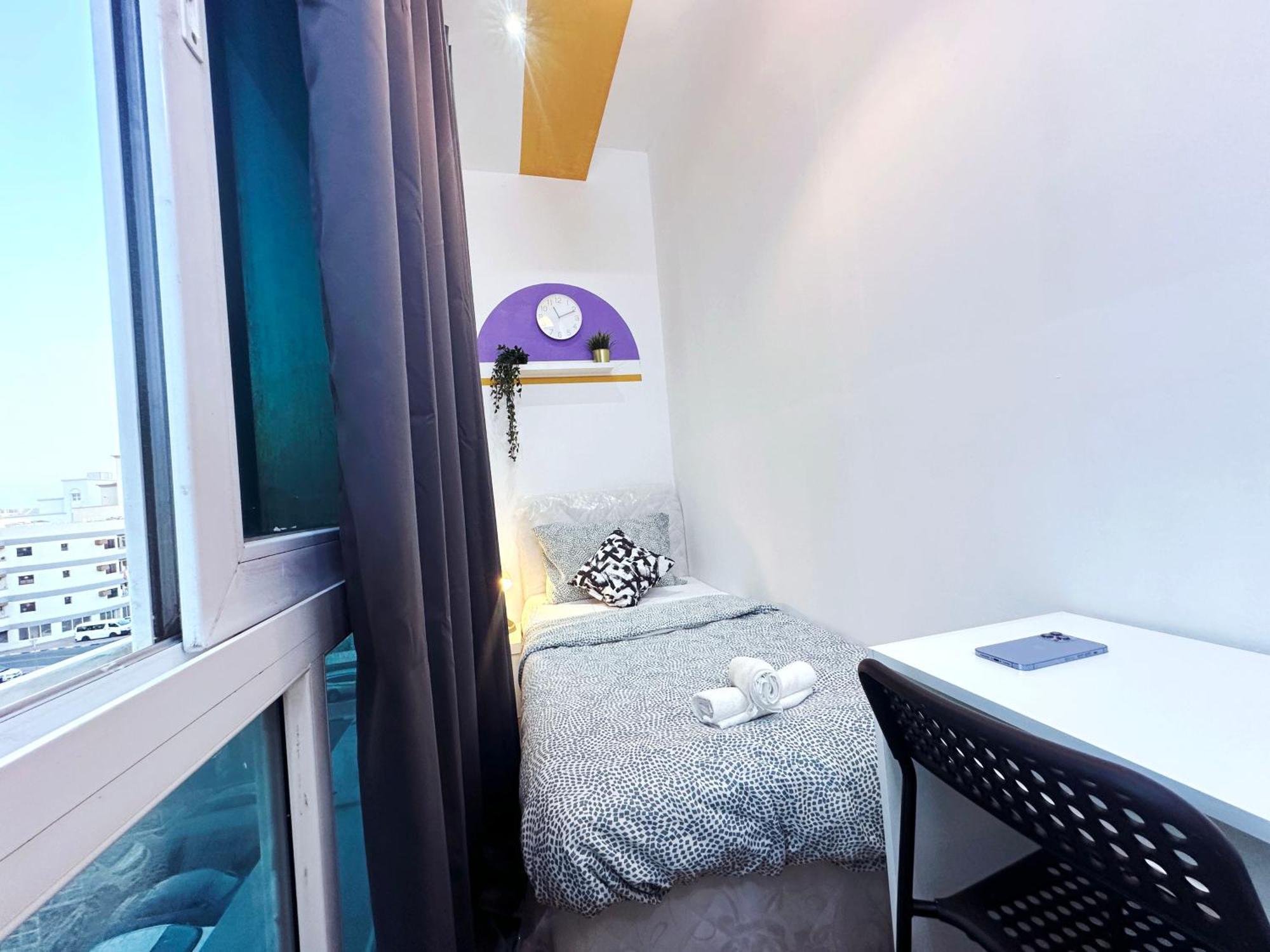 Partition Room In Al Seef Near Burjuman Metro 두바이 외부 사진